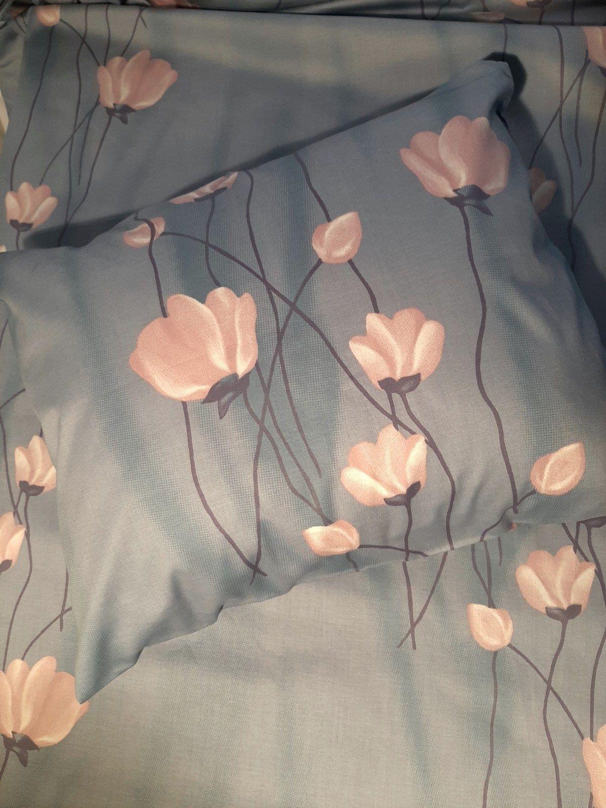 Pamut szatén ágynemű szürke virágos mintás